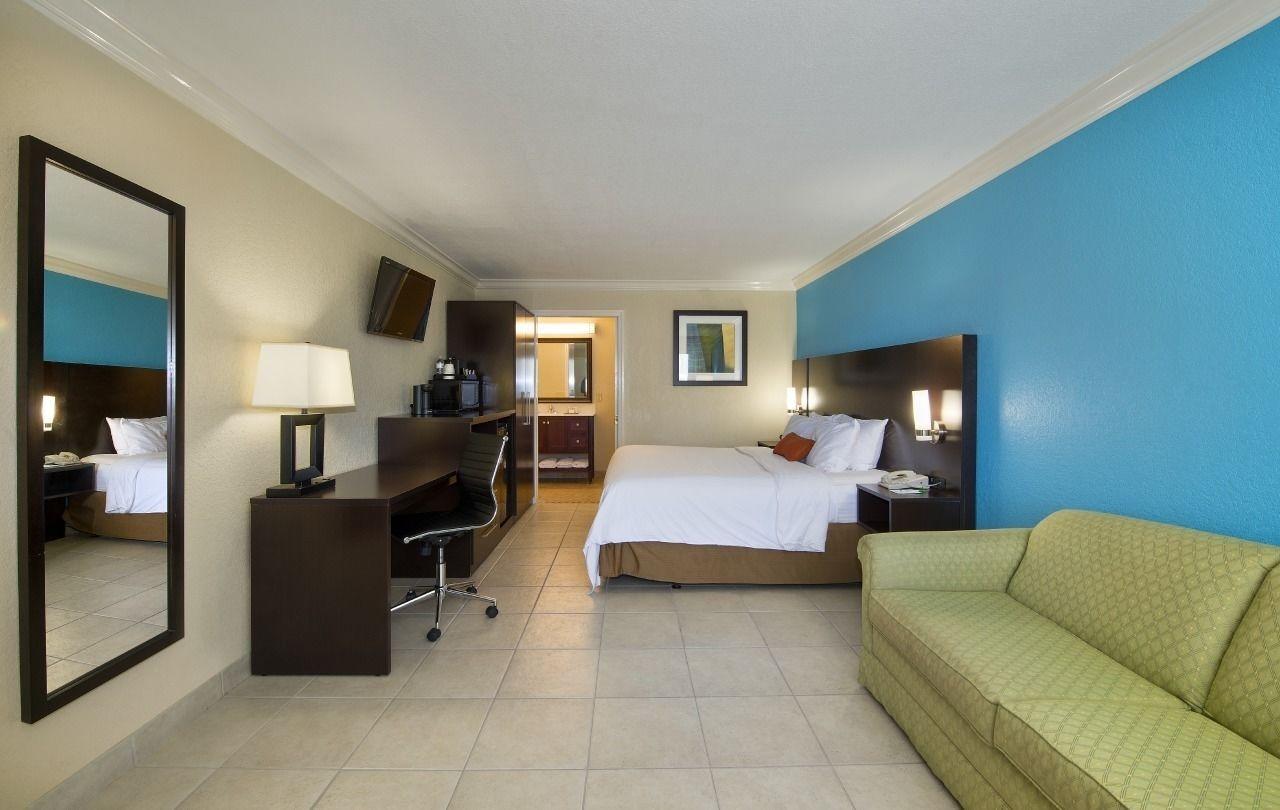 Wyndham Garden Fort Myers Beach Buitenkant foto