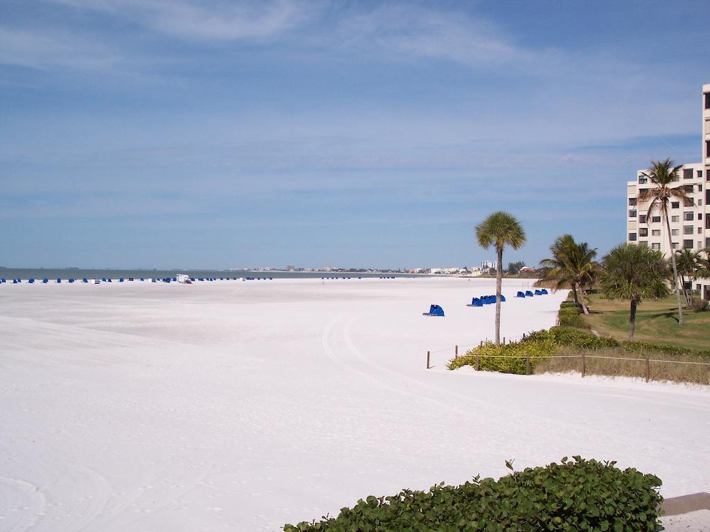 Wyndham Garden Fort Myers Beach Buitenkant foto